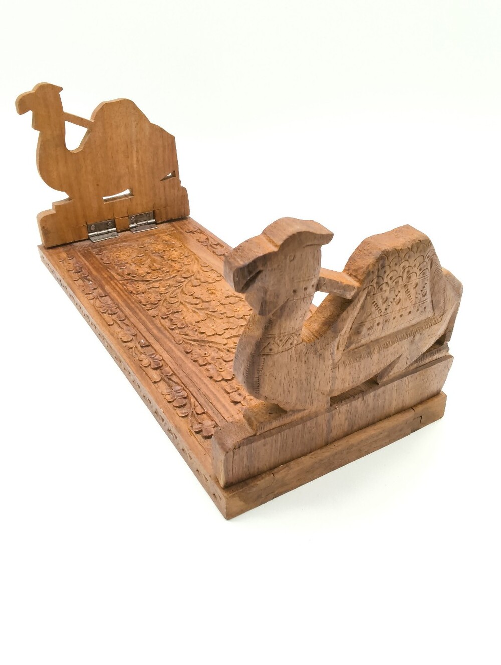 Vintage Carved Wood Folding Camel Bookends That Expand